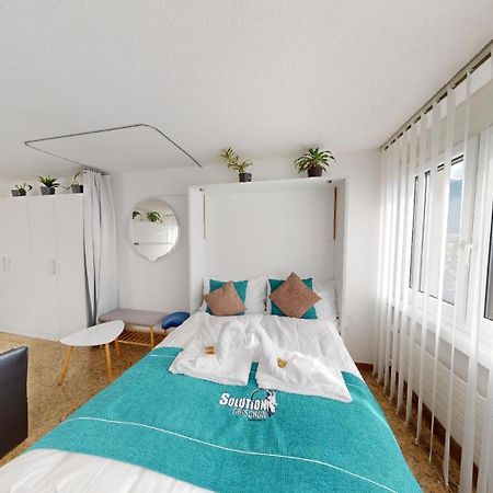 Ueber Den Daecher Von Chur Apartment Bagian luar foto